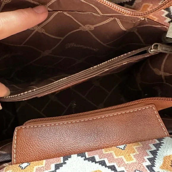 Wrangler Women's Tote with Geometric Design - Brown and Cream - Picture 3 of 9